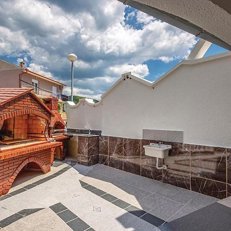 Stunning Apartment In Crikvenica With Wifi المظهر الخارجي الصورة