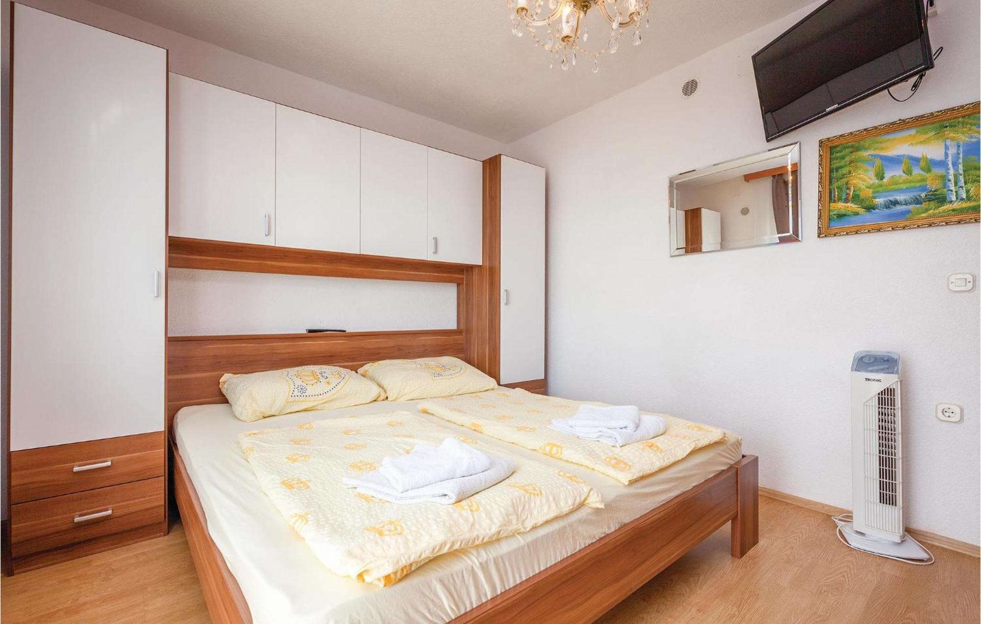Stunning Apartment In Crikvenica With Wifi المظهر الخارجي الصورة