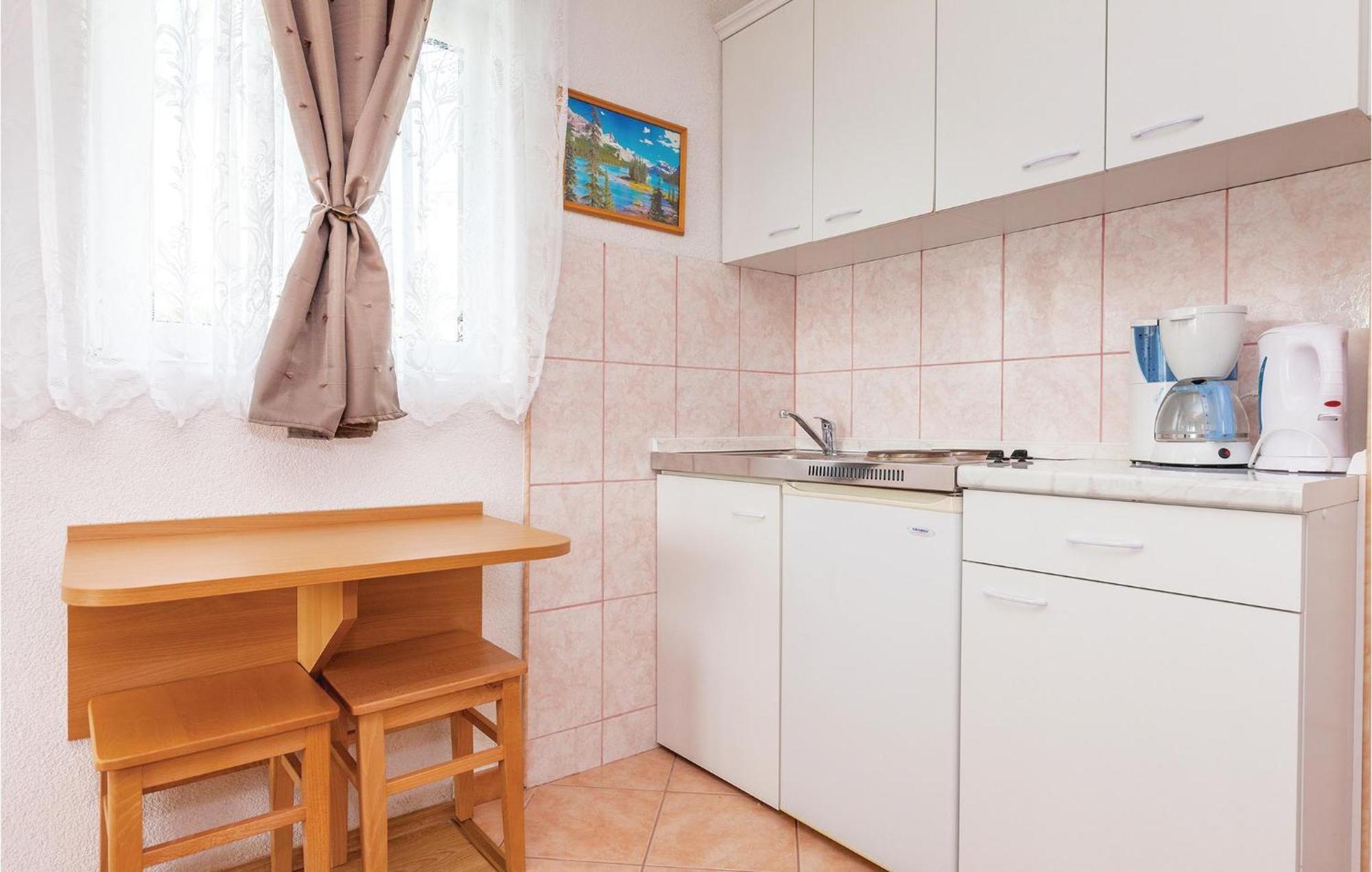 Stunning Apartment In Crikvenica With Wifi المظهر الخارجي الصورة